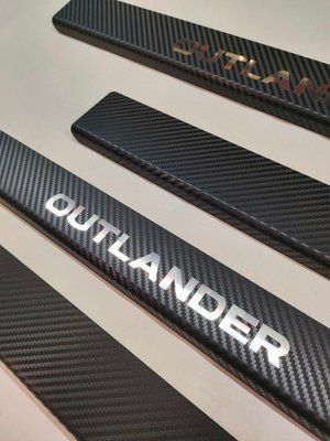 Митсубиси Аутлендер *2006-2012 MITSUBISHI OUTLANDER Накладки на пороги под Карбон Premium с логотипом комплект PK-MI10 npk фото